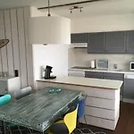 Sterflat 65 アパート